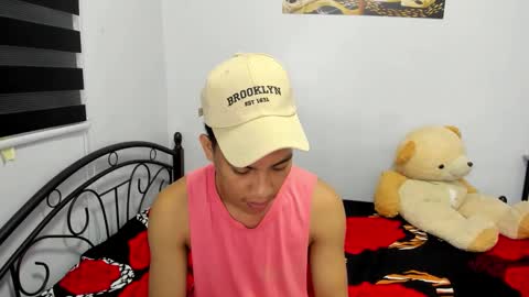 urfucker_vinz online show from March 18, 12:52 pm