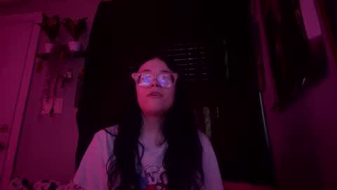 urfxvecouplee online show from October 6, 2:25 pm
