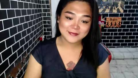 Dimple online show from September 18, 5:59 pm