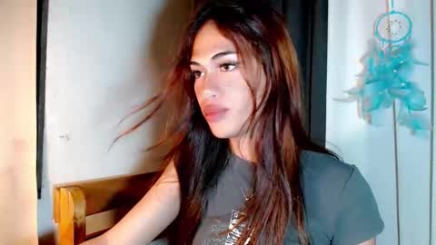 Leah online show from November 17, 10:21 am