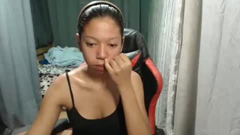 Snapshot of urgirlyflor chatting on February 3, 11:04 am BB online show from February 3, 11:04 am