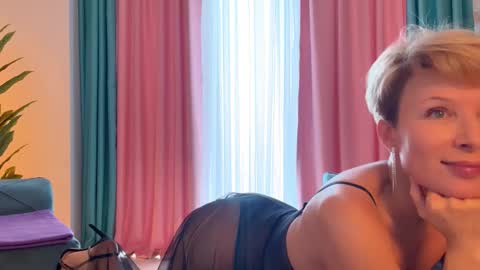 Jenny online show from October 15, 12:05 pm