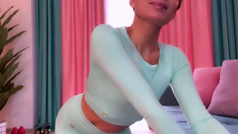 Jenny online show from October 18, 12:06 pm