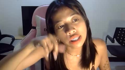 Snapshot of urhayumi_slut chatting on October 26, 7:47 am urhayumi_slut online show from October 26, 7:47 am