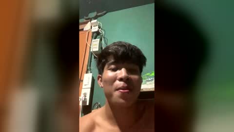 jeremy online show from December 15, 4:17 am