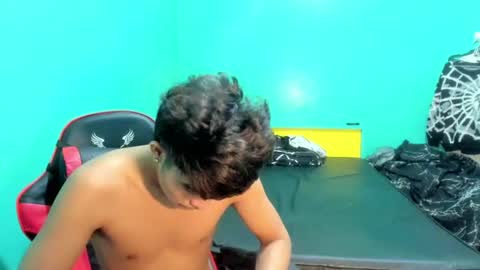 jeremy online show from June 15, 3:42 am