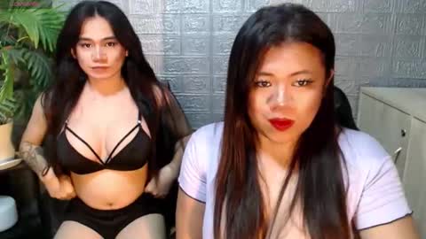 urhot_sanggre online show from October 3, 8:55 am