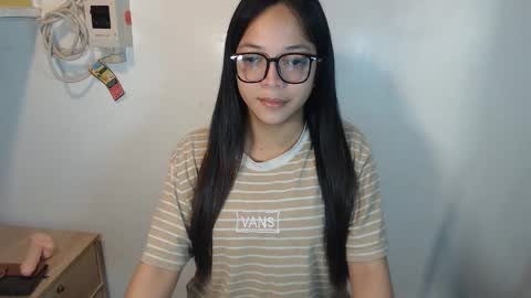 urhotangela online show from February 5, 6:34 pm