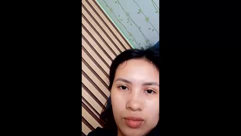 Snapshot of urhotasian4u chatting on February 5, 2:05 am Jhossa online show from February 5, 2:05 am