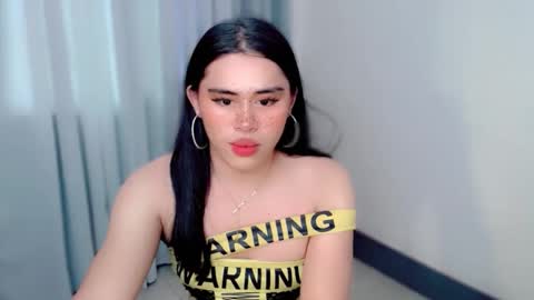 urhotdexie69 online show from September 15, 1:05 am
