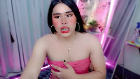 urhotdexie69 online show from September 24, 11:46 am