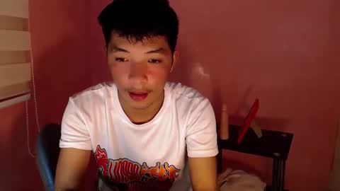 Snapshot of urhotethanxx chatting on January 13, 5:12 pm Ethan online show from January 13, 5:12 pm