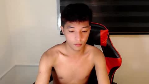 Snapshot of urhotethanxx chatting on November 3, 4:08 pm Ethan online show from November 3, 4:08 pm