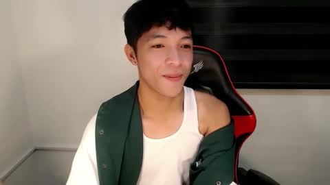 Ethan online show from May 27, 10:18 pm