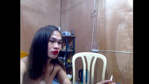 Snapshot of urhotgian chatting on June 16, 7:27 pm urhotgian online show from June 16, 7:27 pm