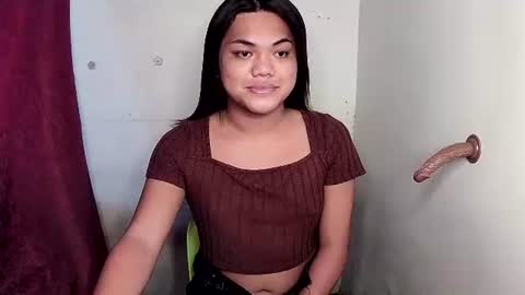 urhottie_bella online show from December 22, 1:13 am