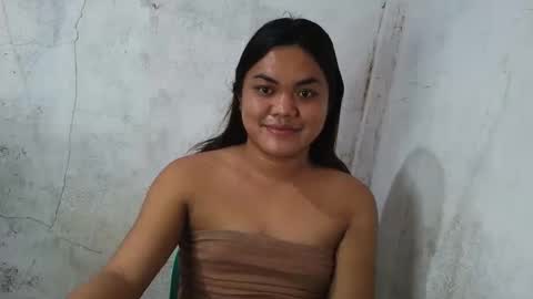 urhottie_bella online show from March 18, 12:36 am