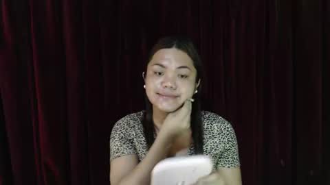 urhottie_bella online show from May 19, 12:16 am