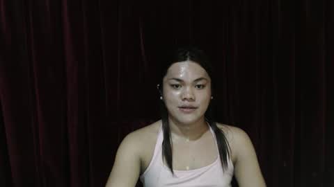 urhottie_bella online show from May 19, 1:56 am