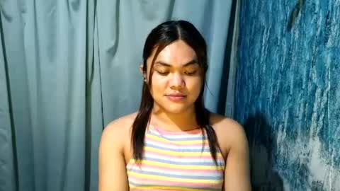 urhottie_bella online show from July 11, 6:43 pm