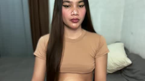 urhottylicious_cum online show from March 24, 12:10 pm