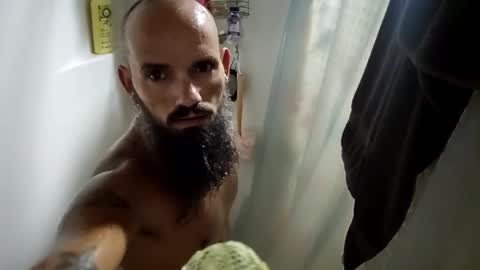 urhukleberry69 online show from July 3, 8:54 am