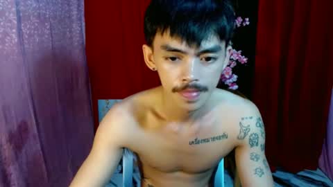 urhunky_boy online show from June 28, 6:25 pm