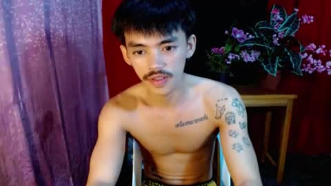 urhunky_boy online show from July 6, 3:14 pm