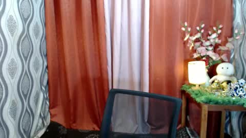 urhunky_ivan online show from December 7, 6:32 am