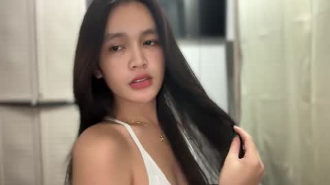 Amira online show from March 15, 2:50 am