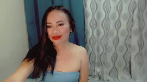 urlovely_che online show from July 1, 9:36 pm