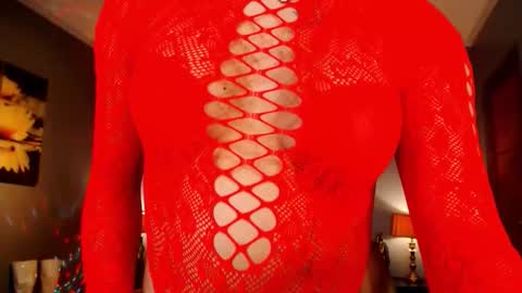 UrMajestyTyra online show from December 14, 2:28 am