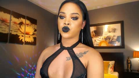 UrMajestyTyra online show from March 27, 8:26 am