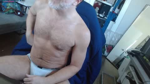 UrMouthOnMy8 online show from December 12, 7:59 pm