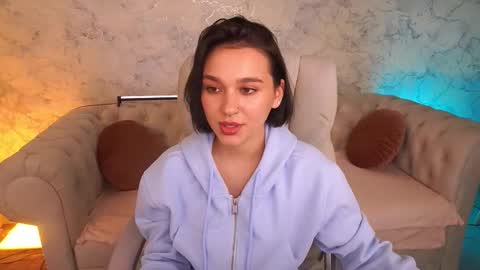 Snapshot of urmuseon chatting on December 14, 8:20 am MusaPleasure online show from December 14, 8:20 am