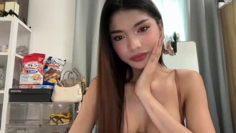 urnaughtyasianprincessjam online show from June 12, 5:39 am