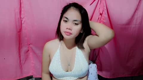 Snapshot of urpinay_lovely16 chatting on July 10, 11:51 pm Jane online show from July 10, 11:51 pm