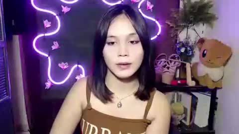 Pia online show from October 17, 10:23 pm