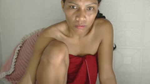 Snapshot of urpinaymorena chatting on February 15, 7:49 am Aleah online show from February 15, 7:49 am