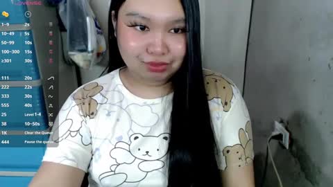 Snapshot of urpinayslutxxx chatting on March 5, 1:50 pm Jane online show from March 5, 1:50 pm