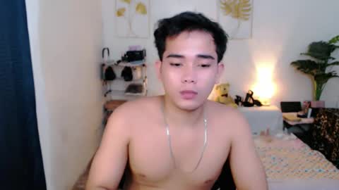Snapshot of urpinoy_cummer chatting on November 19, 2:06 pm urpinoy_cummer online show from November 19, 2:06 pm