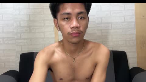 Snapshot of urpinoynaughty chatting on November 11, 5:46 pm urpinoynaughty online show from November 11, 5:46 pm