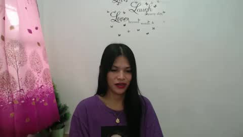 hi im kim online show from December 3, 2:14 am