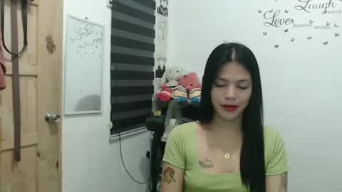 hi im kim online show from February 6, 2:15 pm
