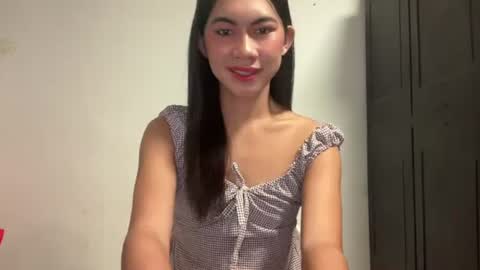 urpretty_mistake online show from July 23, 6:33 am