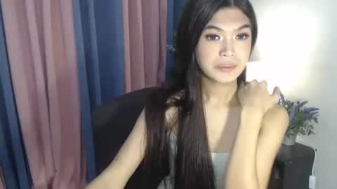 HI IM SHINE  online show from October 7, 1:58 am