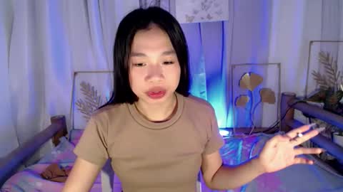 JUST CALL ME LLANA online show from February 9, 2:15 am