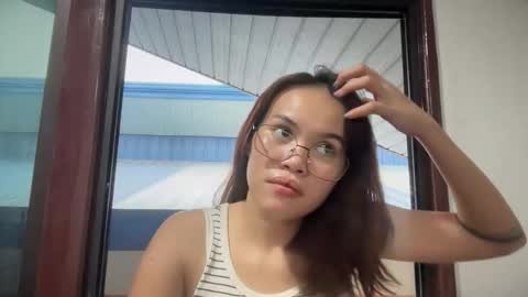 Snapshot of ursexypinayy chatting on February 5, 9:03 am ursexypinayy online show from February 5, 9:03 am