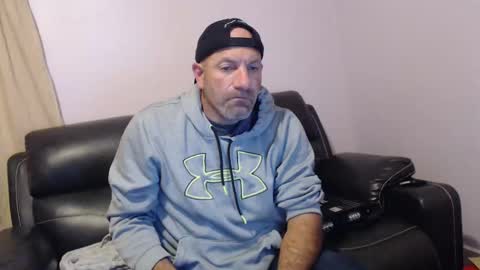 urslav75 online show from November 1, 11:51 pm