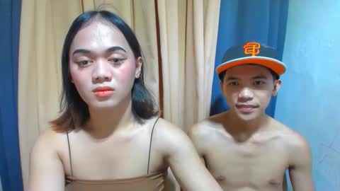 Snapshot of urslutty_mayie chatting on February 7, 5:44 am urslutty_mayie online show from February 7, 5:44 am